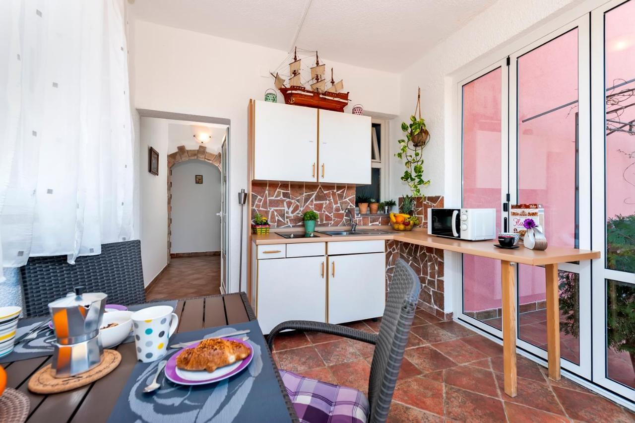 Apartment & Rooms Graciela روفينج المظهر الخارجي الصورة