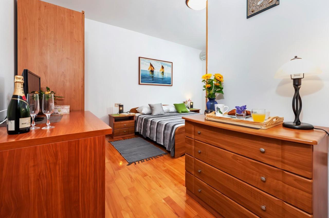 Apartment & Rooms Graciela روفينج المظهر الخارجي الصورة
