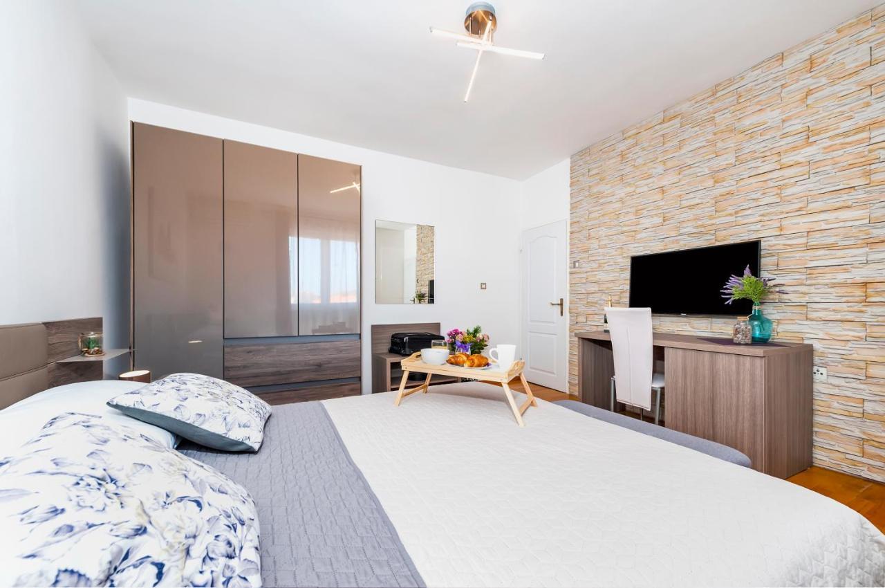 Apartment & Rooms Graciela روفينج المظهر الخارجي الصورة