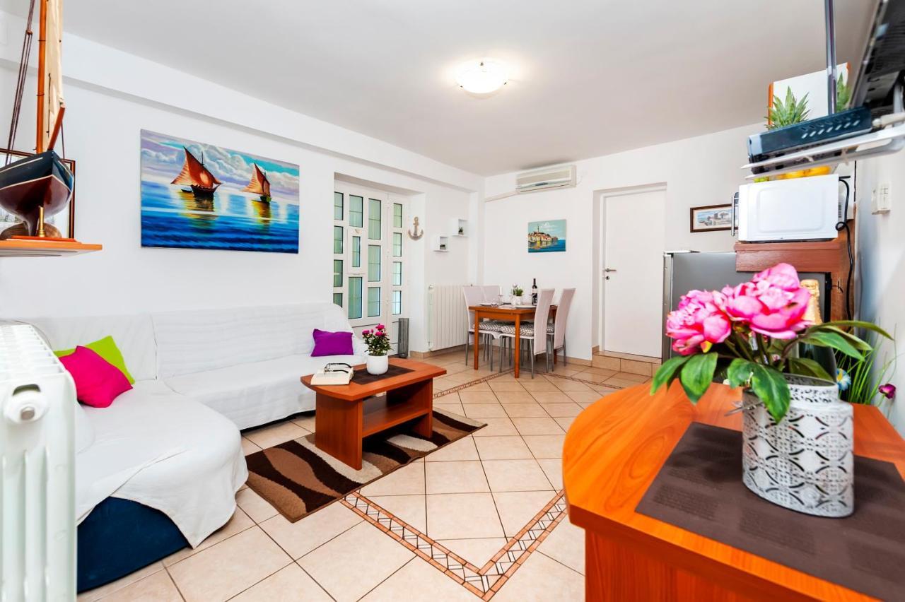 Apartment & Rooms Graciela روفينج المظهر الخارجي الصورة