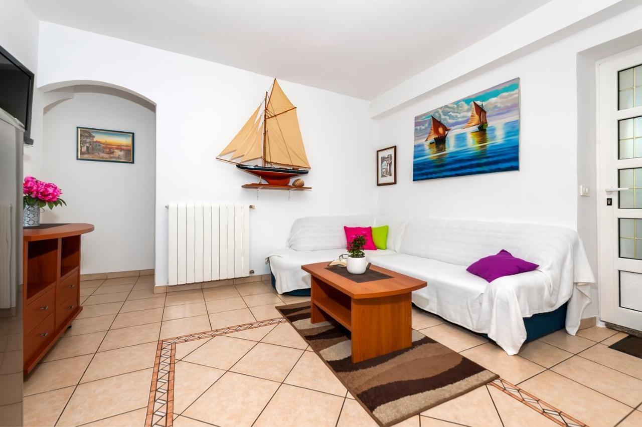 Apartment & Rooms Graciela روفينج المظهر الخارجي الصورة