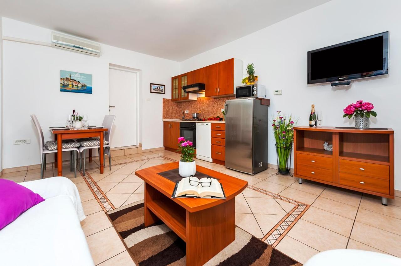 Apartment & Rooms Graciela روفينج المظهر الخارجي الصورة
